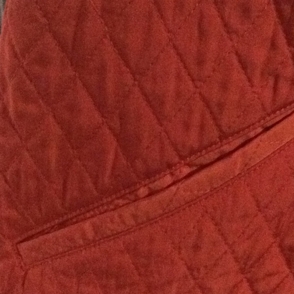 Vest - Picture 3 of 4